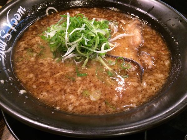 神虎，黒虎，赤虎，ラーメン，大阪，東梅田