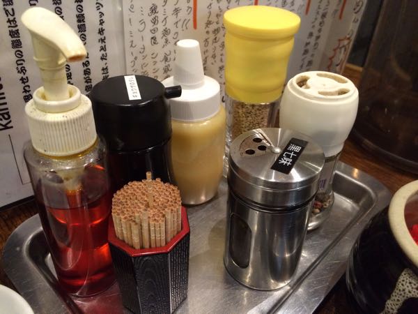 神虎，黒虎，赤虎，ラーメン，大阪，東梅田