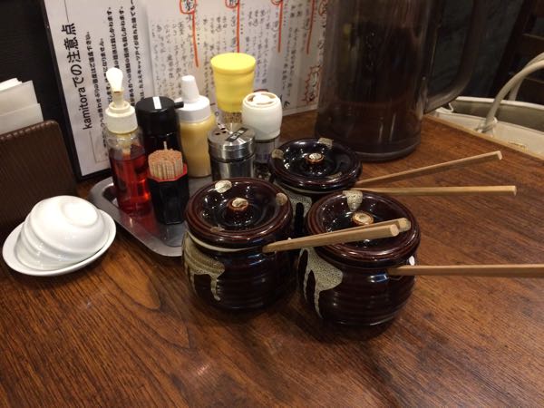 神虎，黒虎，赤虎，ラーメン，大阪，東梅田