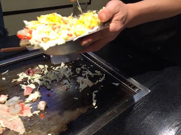 味乃家,味乃家ミックス,広島焼き,牛すじ煮込み,大阪,難波