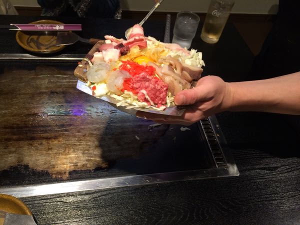 味乃家,味乃家ミックス,広島焼き,牛すじ煮込み,大阪,難波