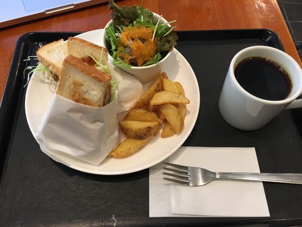 オンサヤ,ONSAYA,コーヒー,チキンカツサンド,ケニア