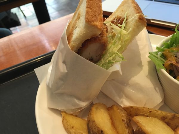 オンサヤ,ONSAYA,コーヒー,チキンカツサンド,ケニア