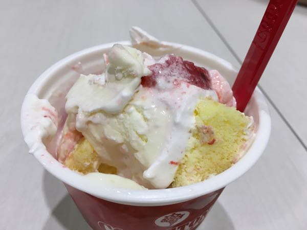 COLD STONE,イオン倉敷,ジャーマンチョコレートケーキ,ストロベリーショートケーキセレナーデ