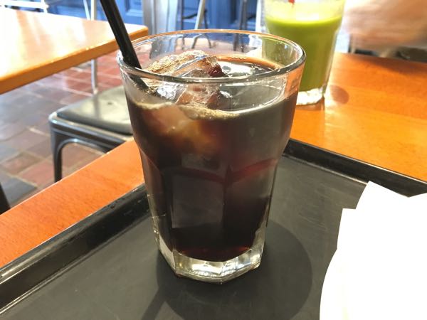 ONSAYA,オンサヤ,サーモンタルタルバーガー,アイスコーヒー