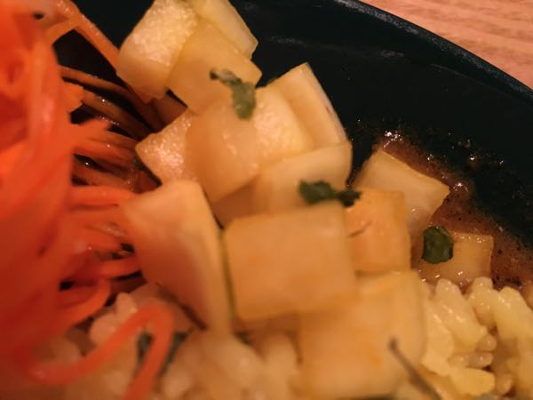 KAMP,岡山,奉還町,ゲストハウス,バックパッカー,カレー