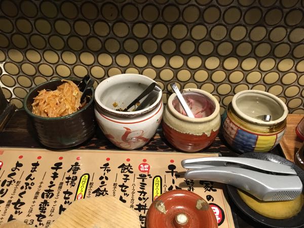 琥家,とんこつラーメン,あか,しろ,岡山,奥田