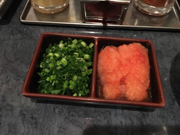 うっしっしー,特選和牛肉しゃぶしゃぶ,ミノの唐揚げ,シャケ茶漬け,石焼チーズビビンバ