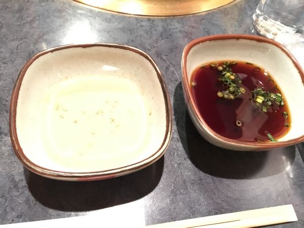 うっしっしー,特選和牛肉しゃぶしゃぶ,ミノの唐揚げ,シャケ茶漬け,石焼チーズビビンバ