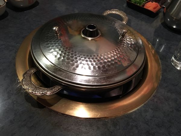 うっしっしー,特選和牛肉しゃぶしゃぶ,ミノの唐揚げ,シャケ茶漬け,石焼チーズビビンバ