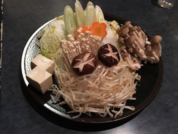 うっしっしー,特選和牛肉しゃぶしゃぶ,ミノの唐揚げ,シャケ茶漬け,石焼チーズビビンバ