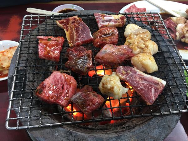 マンボ,焼肉,岡山,七輪,うまい,安い,人気