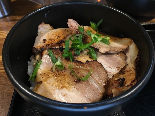 かたやま,ラーメン,天神ラーメン,岡山,チャーシュー丼
