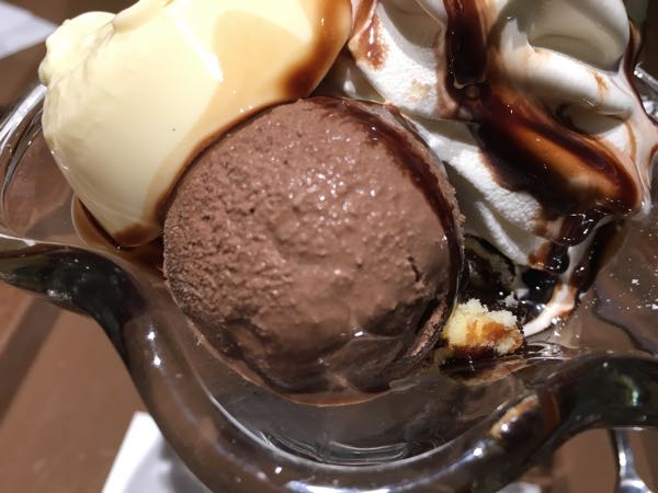 サンマルクカフェ,プレミアムココア,チョコレートパフェ,岡山