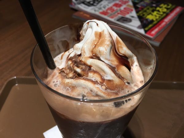 サンマルクカフェ,プレミアムココア,チョコレートパフェ,岡山